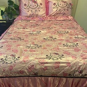 Hello Kitty Comforter.